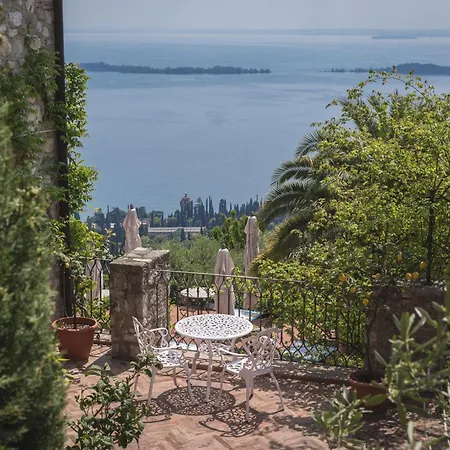 Dimora Bolsone Farm stay Gardone Riviera
